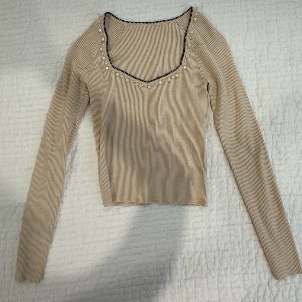 Never been worn sweater